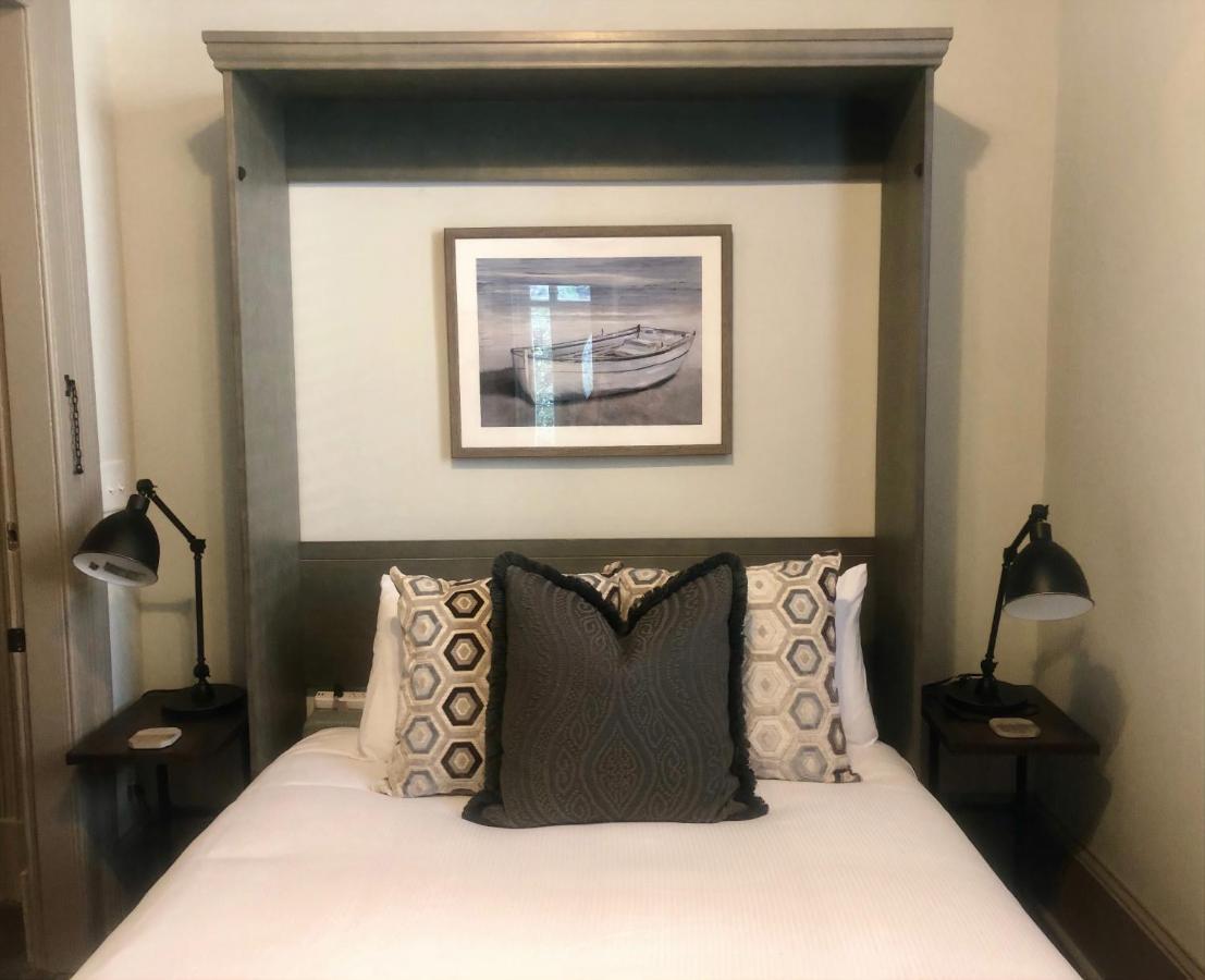 Daybed With Trundle In The Beautiful Ashley Inn 4 Blocks From King St Charleston Exteriér fotografie